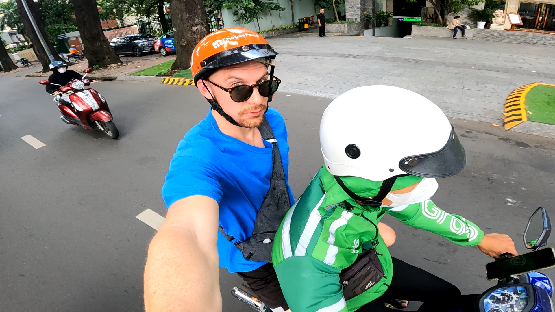Day 4: Saigon — The Motorbike – Hello there!